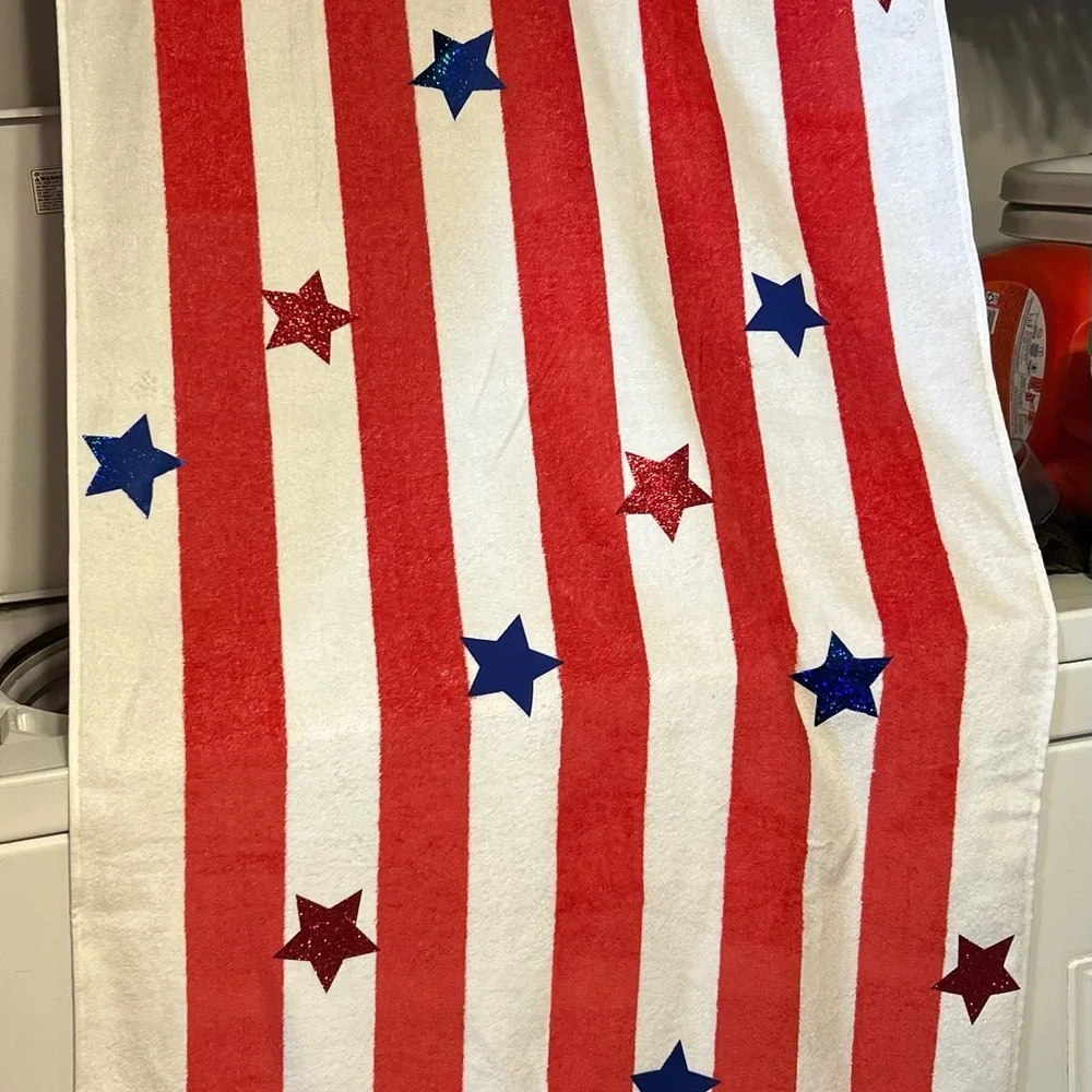 Mainstays‎ Navy/White & Red/White Striped Beach Towel set